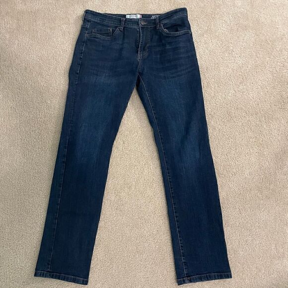 Men’s Dirty Laundry Blue Jeans